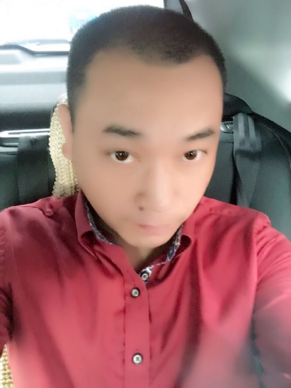 在一个路口等的第一张照片--上海上门女婿服务网