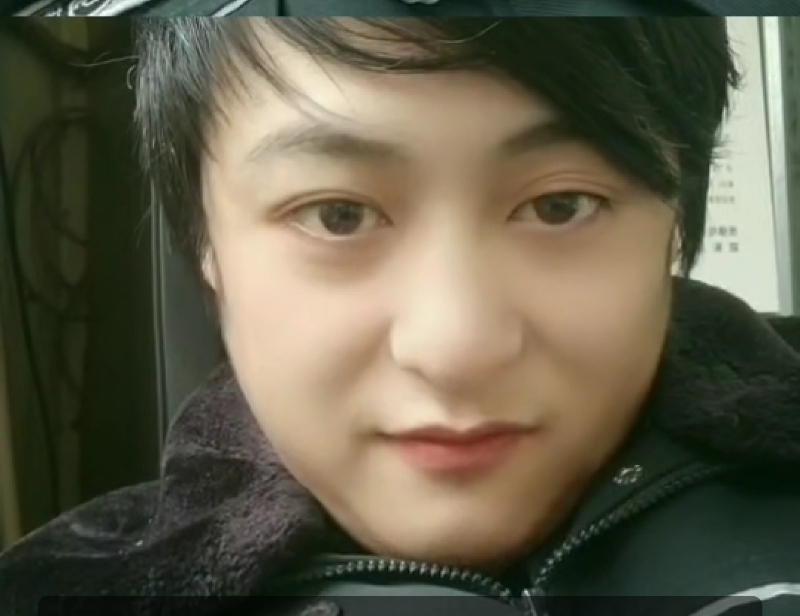 小玮的第二张照片--上海上门女婿服务网