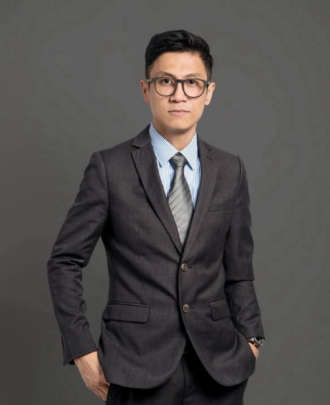 千帆过尽的第一张照片--上海上门女婿服务网